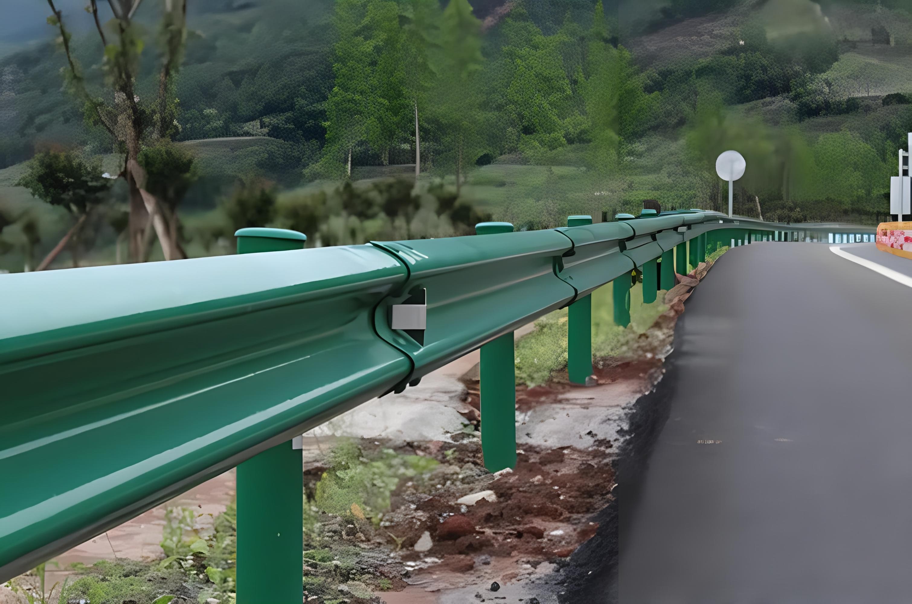 青海波形护栏保护道路安全的重要设施